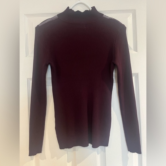 Women’s mock neck embellished sweater - Picture 4 of 7